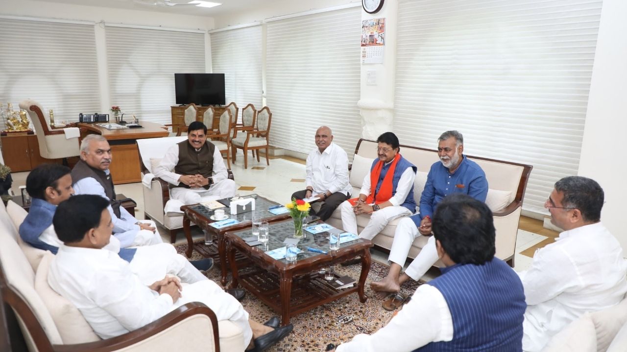 BJP leaders meet