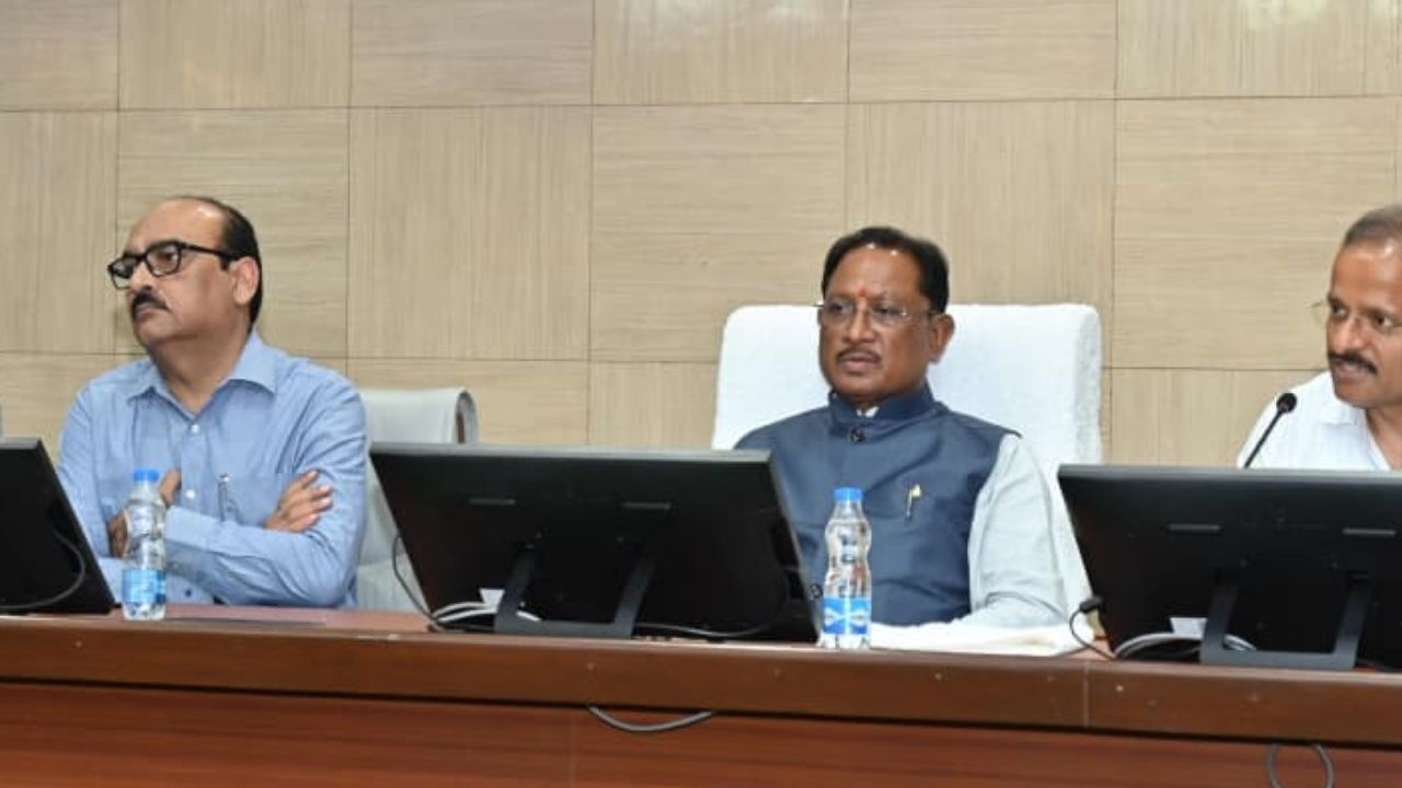 CM Vishnudev Sai and Chief Secretary Vikas Sheel