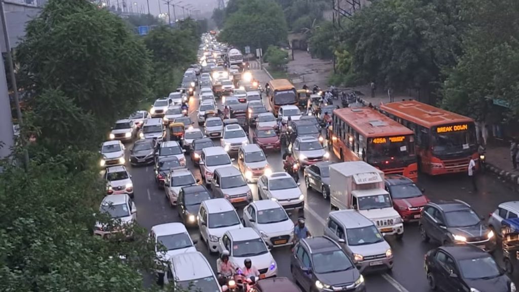 Delhi traffic advisory Chhath Puja 2025