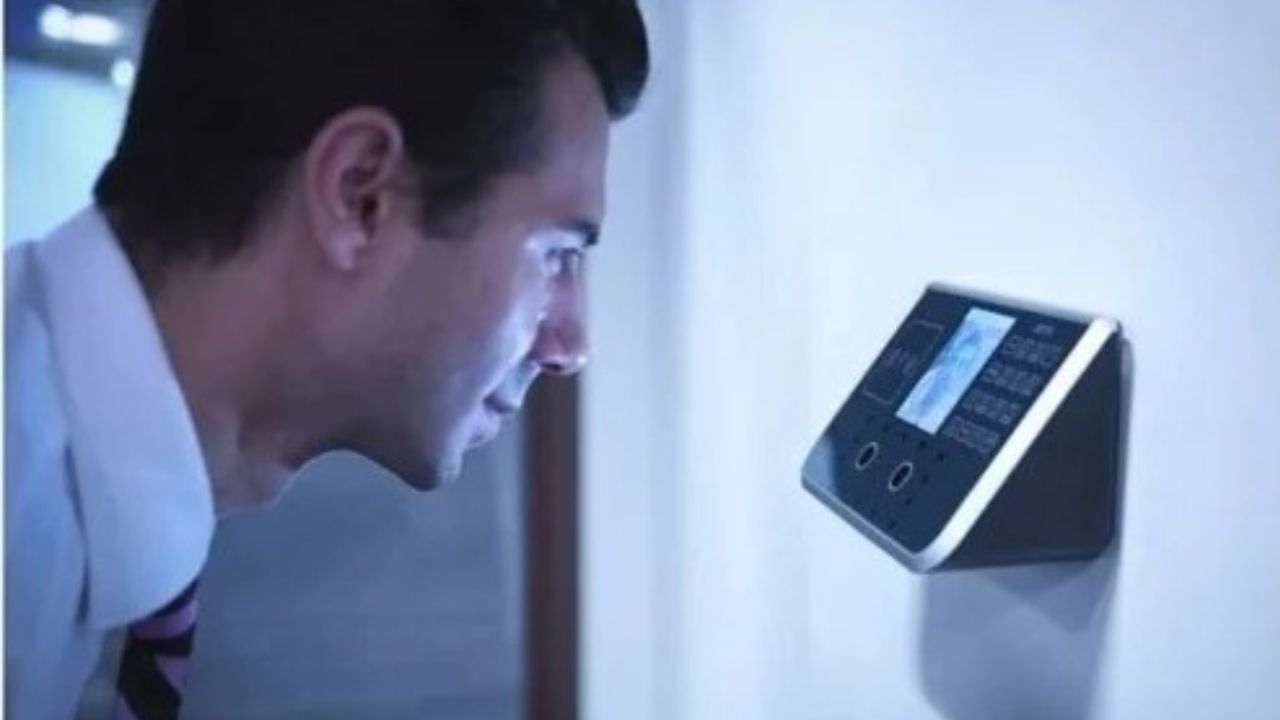 Employees of Madhya Pradesh will now mark their attendance with their faces