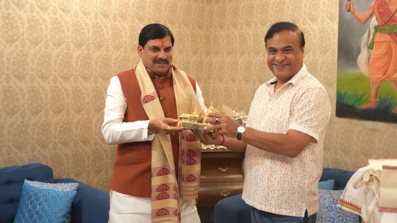 CM Dr Mohan Yadav met Assam Chief Minister Himanta Biswa Sarma.