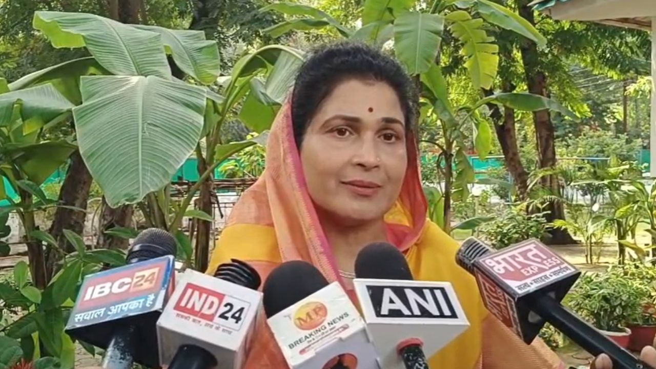 Krishna Gaur, Minister of State (Independent Charge)