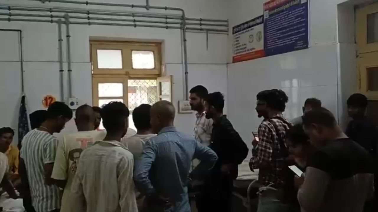 The accused miscreants fled after shooting the DJ operator.