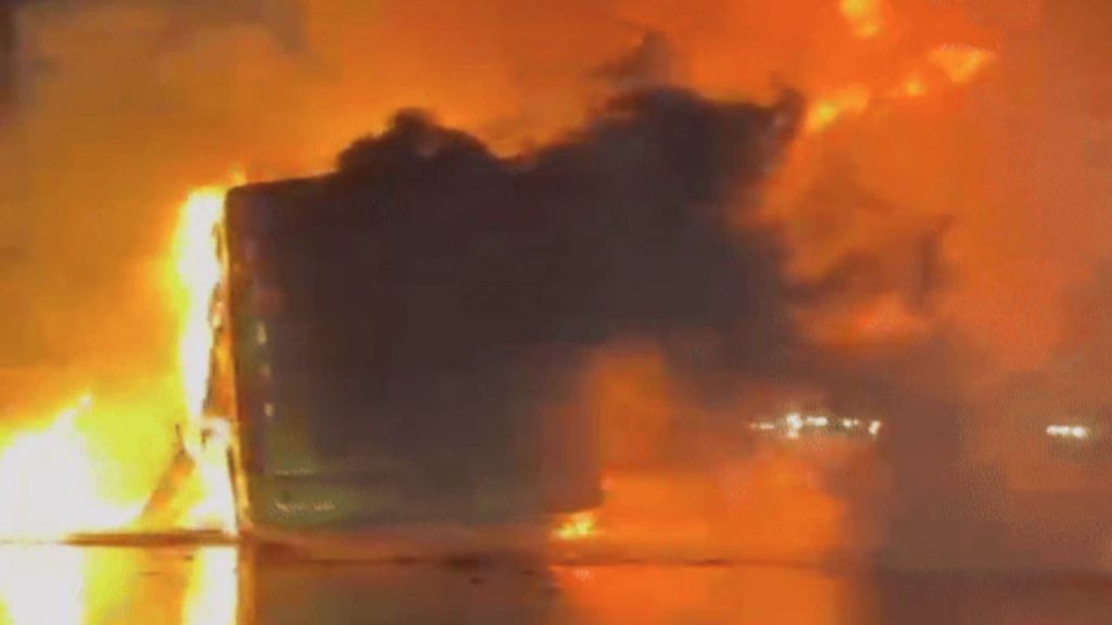 andhra pradesh bus accident