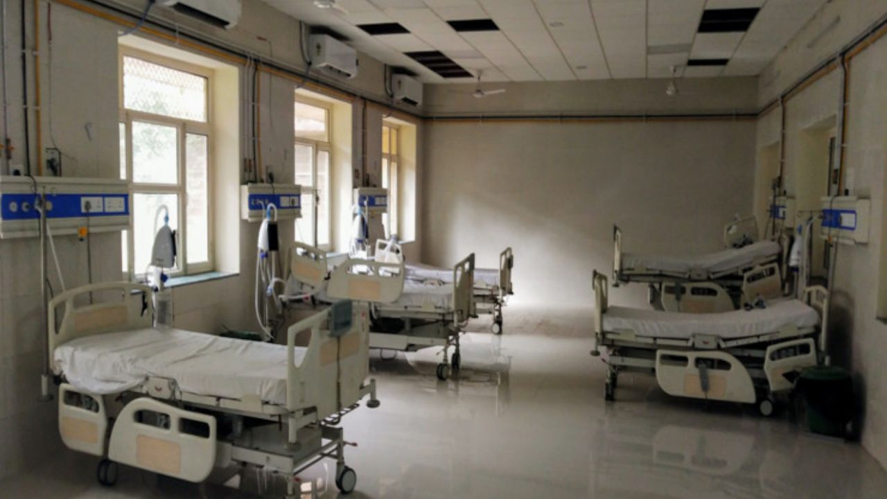 Delhi Hospitals Ventilator Crisis