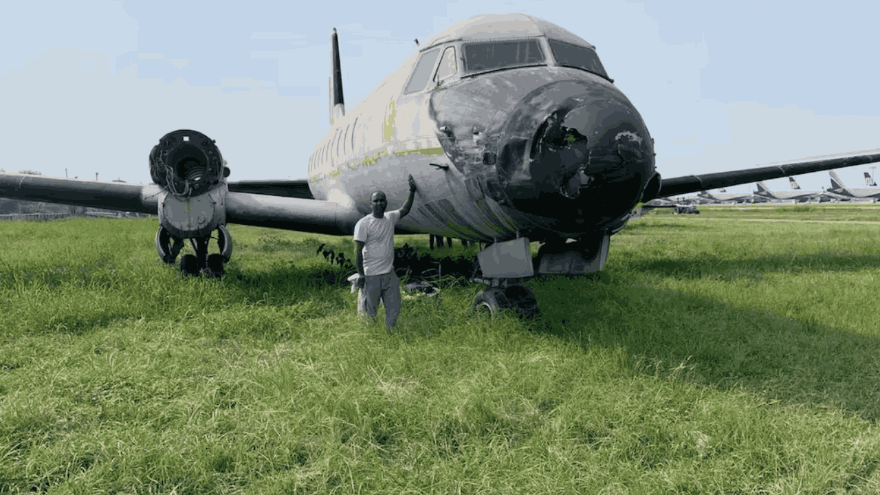 ujjan_brothers_plane