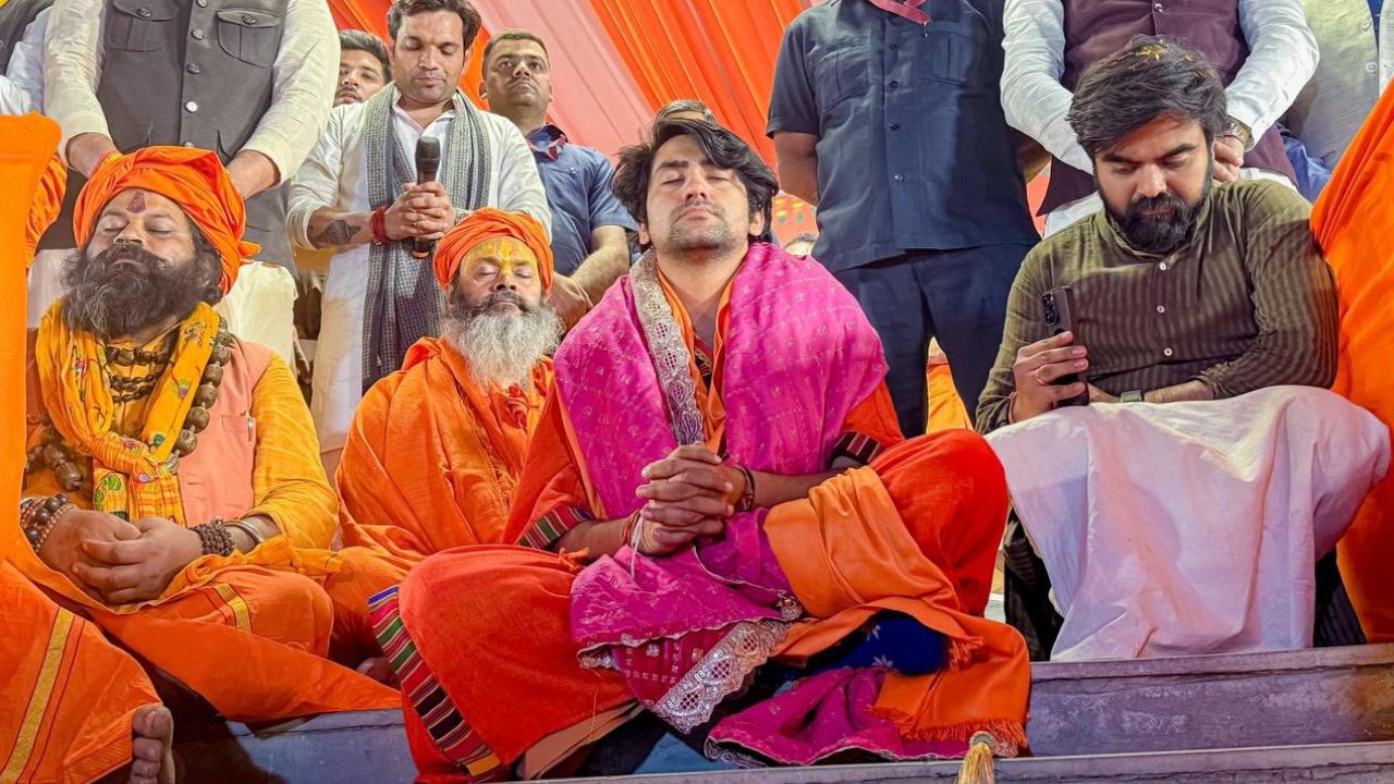 Baba Bageshwar reacts strongly to Delhi blast incident