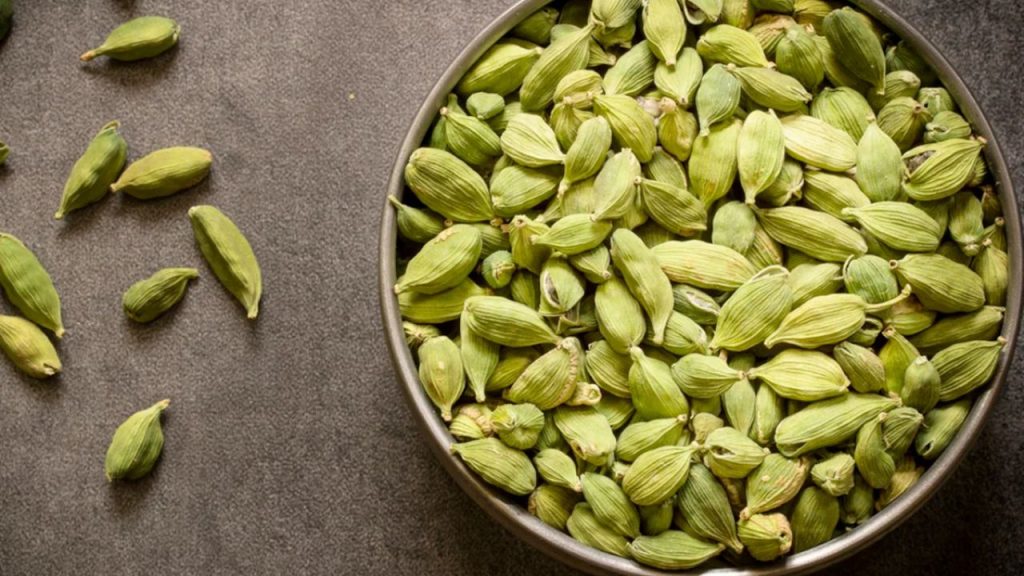 Cardamom Benefits
