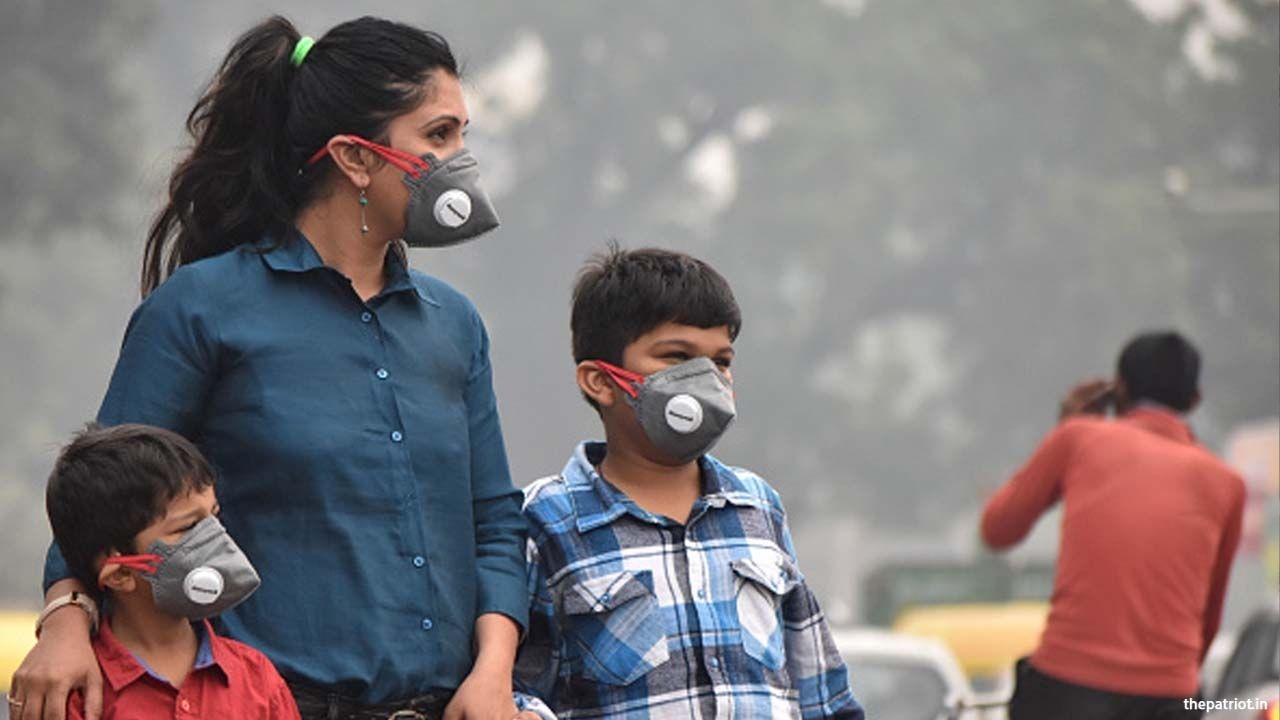 Doctor explaining tips to protect children from rising air pollution