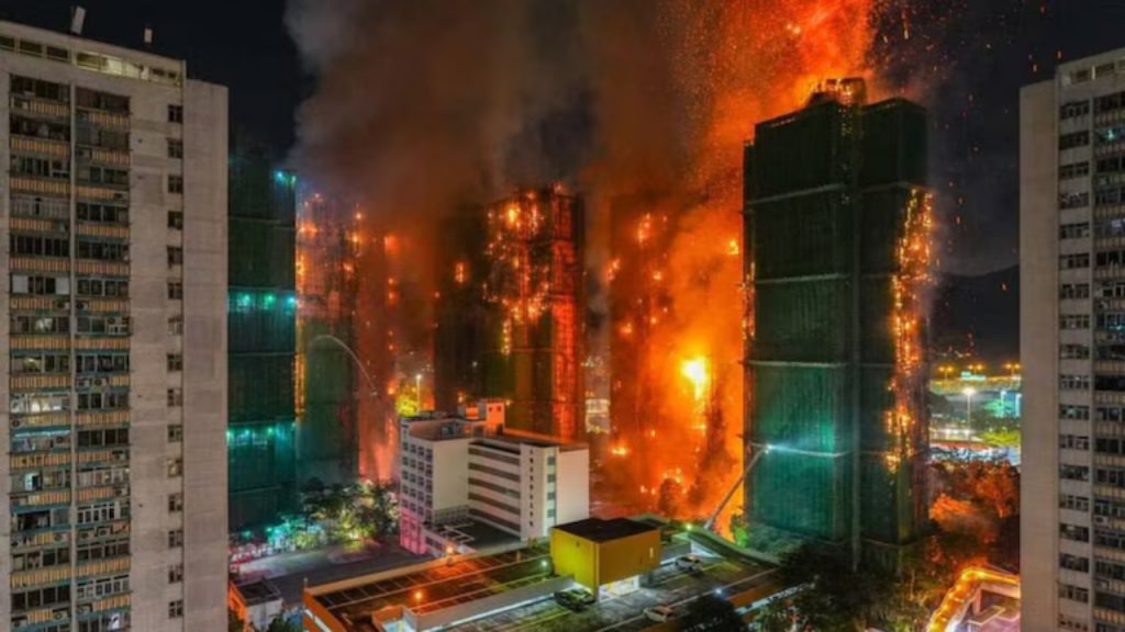 Hong Kong Fire 44 people killed 300 missing