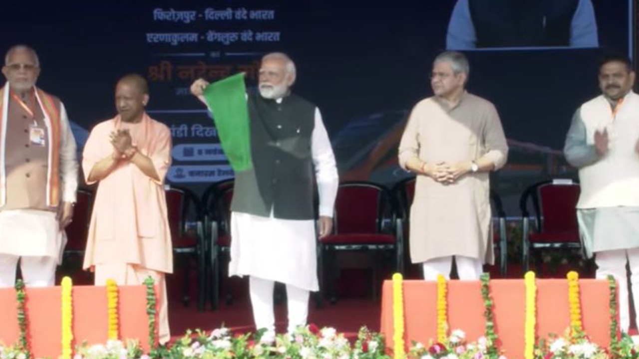 PM Modi flagged off four new Vande Bharat Express trains