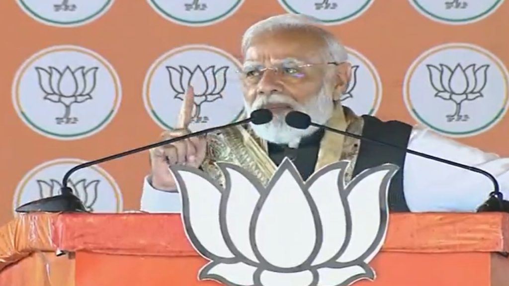 PM Narendra Modi addressing a public rally at Dumra Airport Ground in Sitamarhi