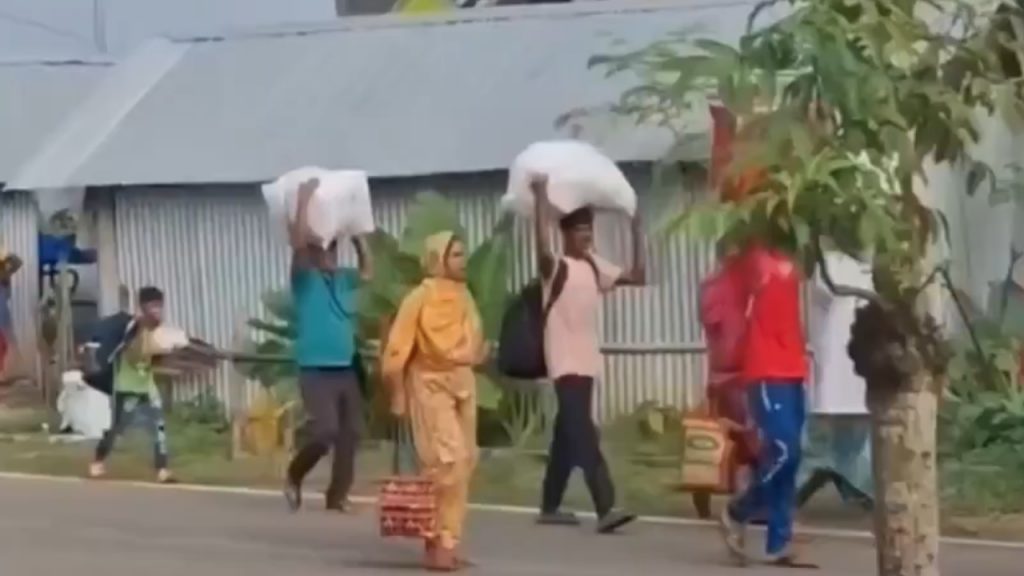 SIR process begins in West Bengal as heavy crowd gathers near Bangladesh border