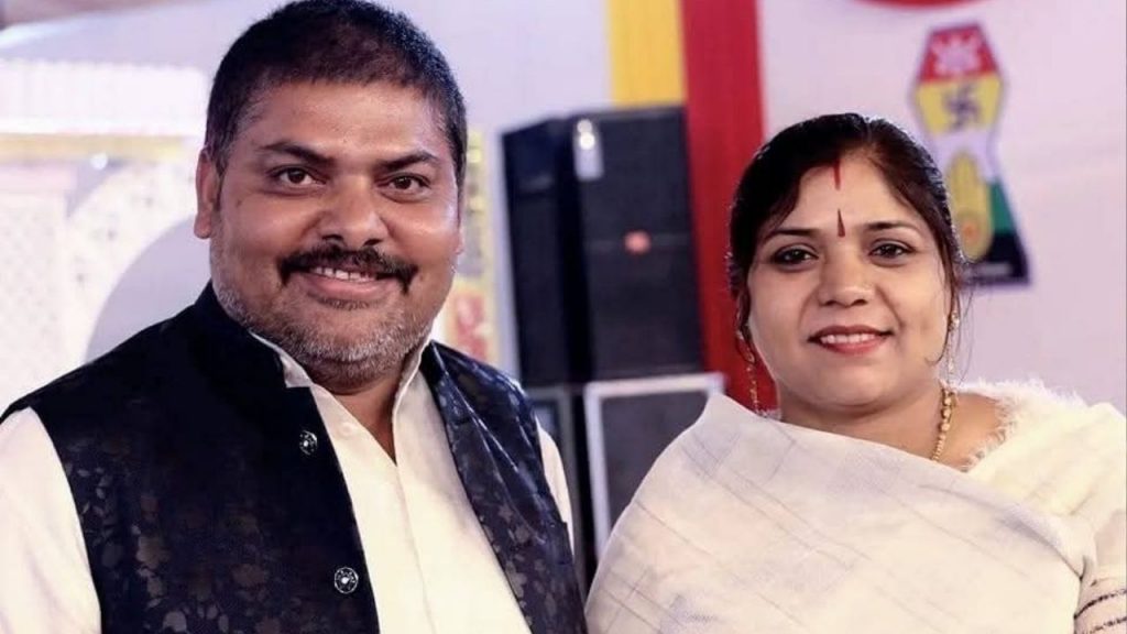 Sagar Municipality Chairperson Neha Jain and her husband