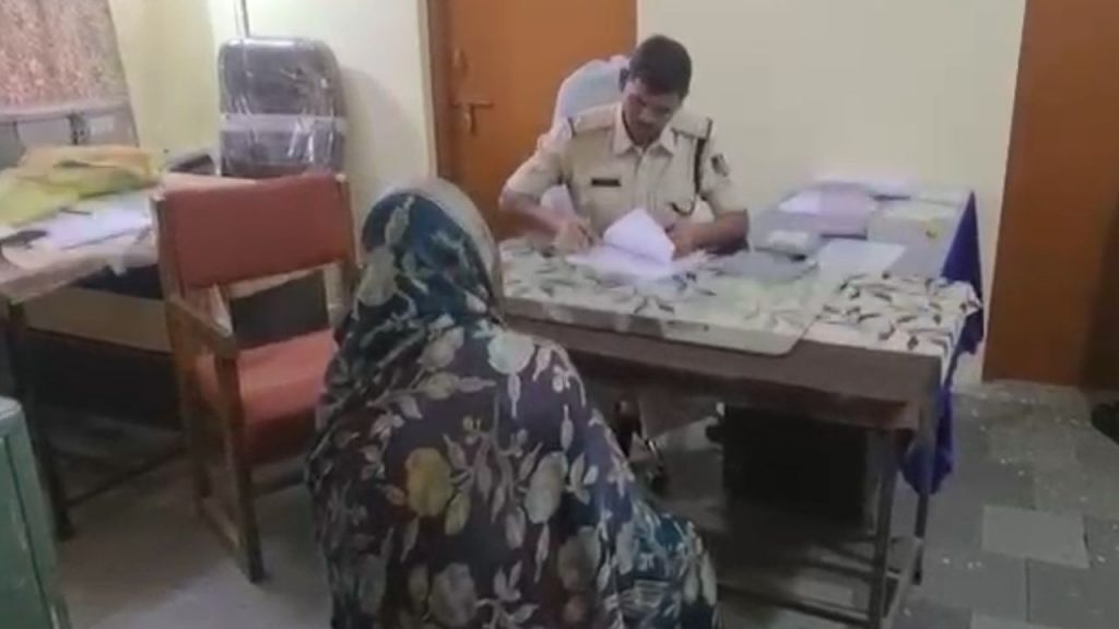 Ujjain Woman Runs Away With 50-Year-Old Samadhi Viral Case