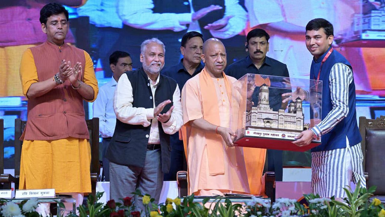 Chief Minister Yogi Adityanath inaugurated the book festival in Gorakhpur.