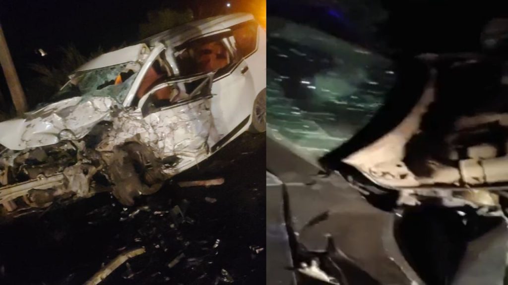Both the vehicles were badly damaged in the accident in Bhopal