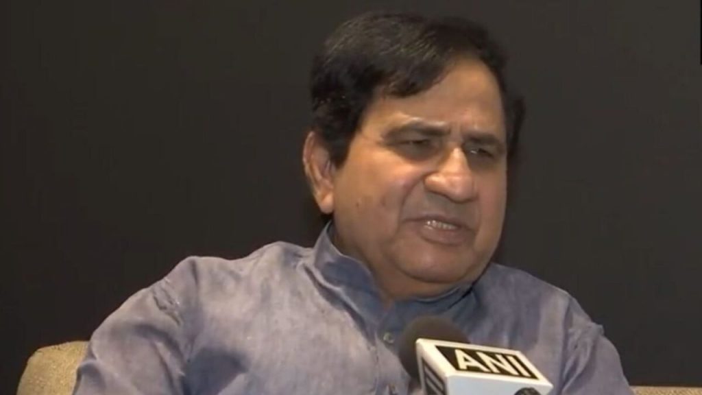 Congress leader Shakeel Ahmed has resigned from the party.