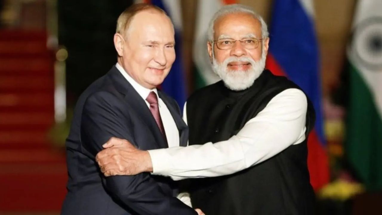 PM Modi and President Putin (File Photo)