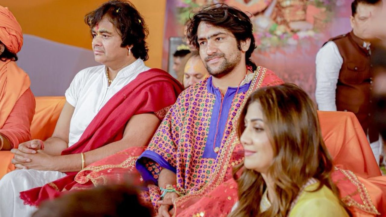 Baba Bageshwar said that those who oppose Vande Mataram and Ram Naam should go to Lahore.