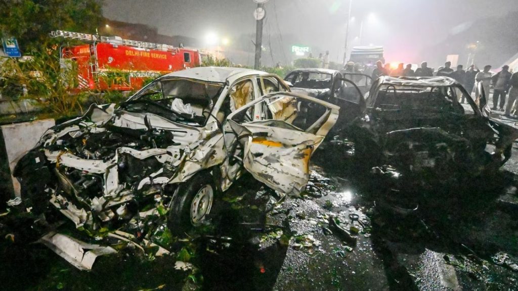 Delhi Blast 8 people died and 24 injured list people from up, delhi and uttrakhand