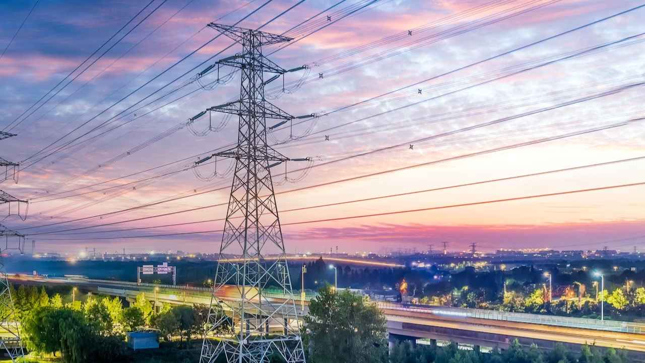 Chhattisgarh to Reduce Electricity Bills by 50% for 200 Units