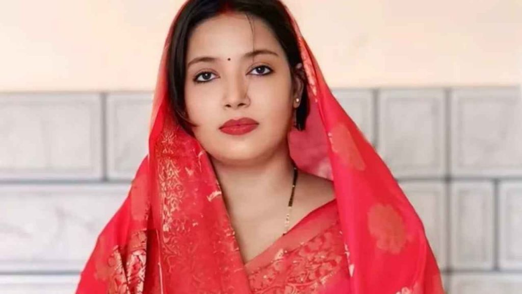 Jyoti Singh, wife of Pawan Singh, addressing media after election defeat