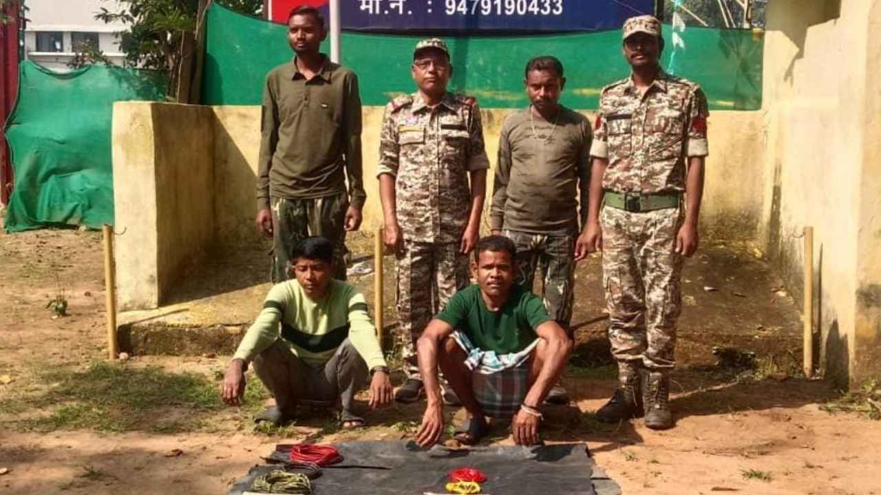 sukma_naxalites_arrested