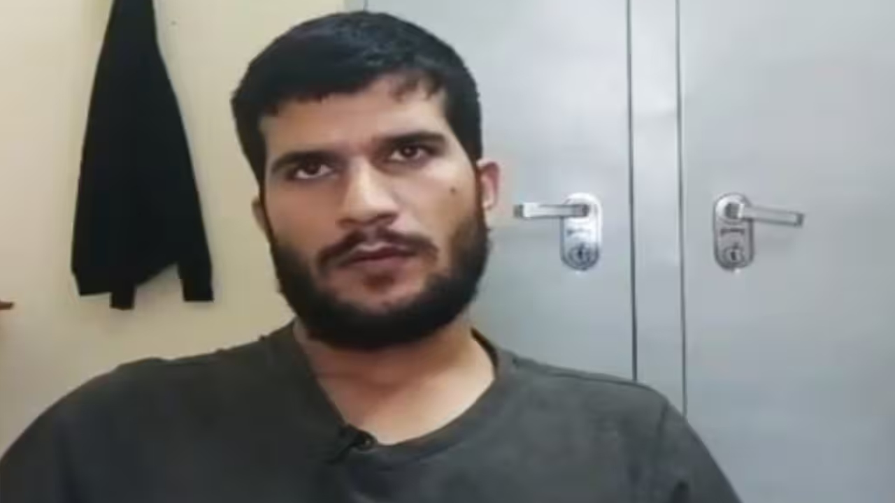 Doctor Umar Delhi blast case video before suicide attack goes viral