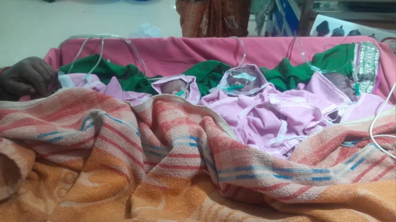 A woman in Chhindwara gave birth to four children
