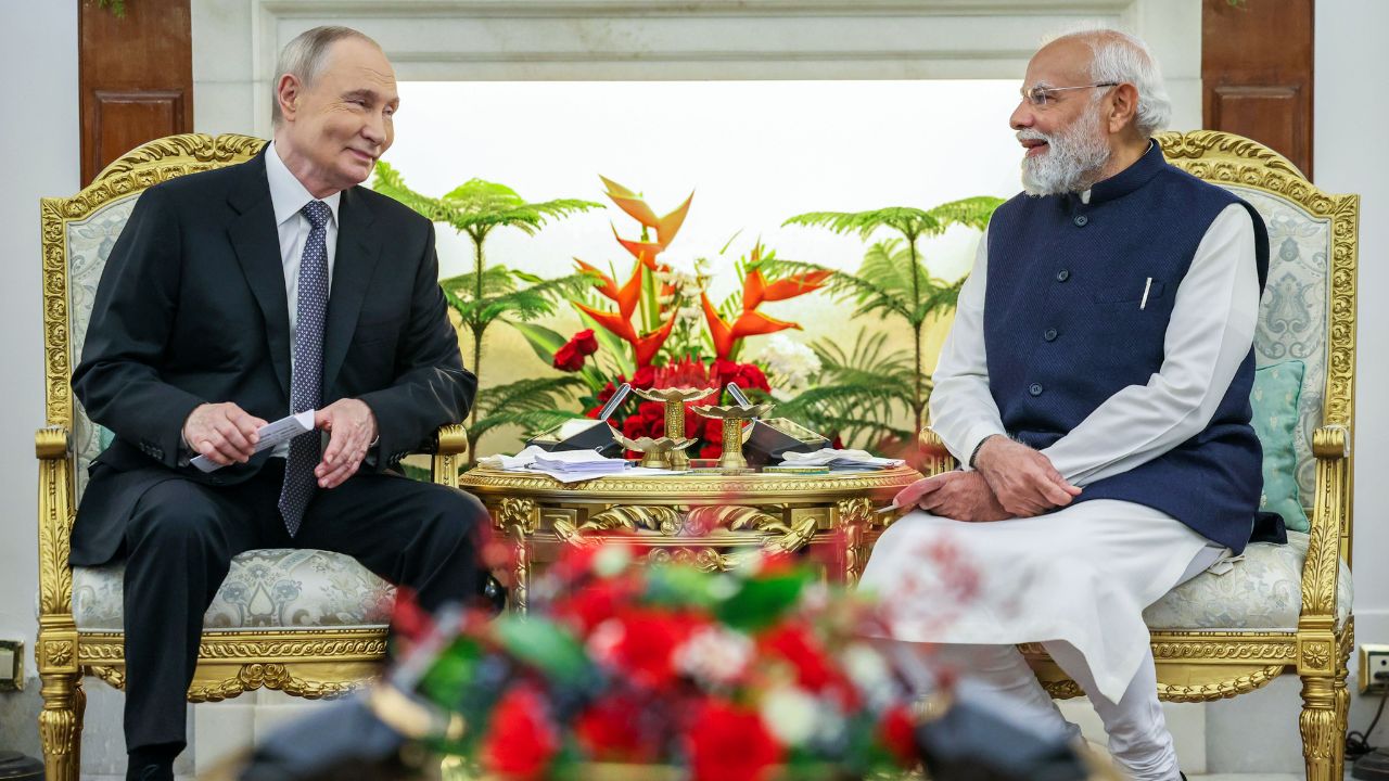 PM Modi and Vladimir Putin Meeting Photo for India Russia Deal