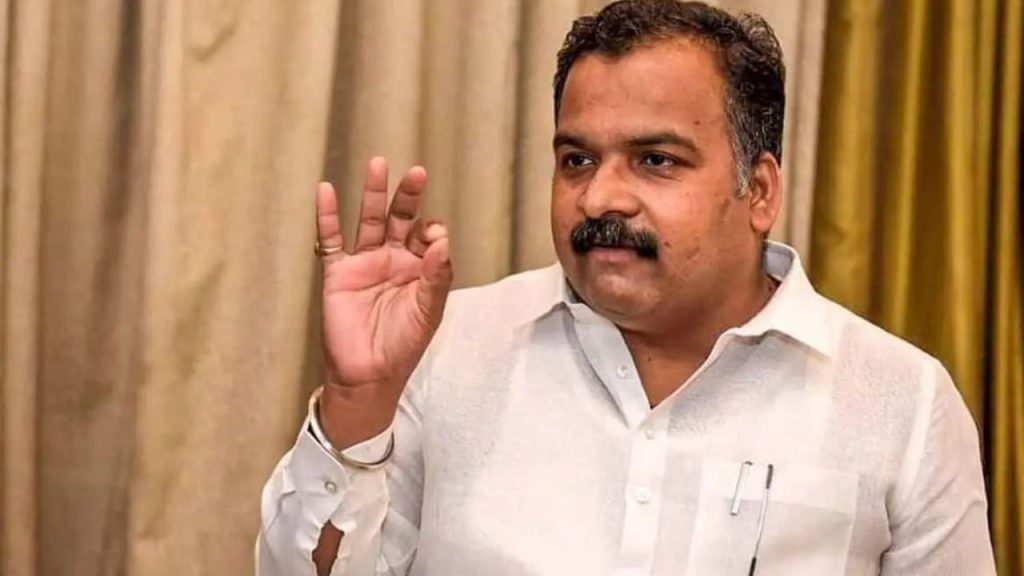 Manickam Tagore compared the RSS to the terrorist organization Al-Qaeda.