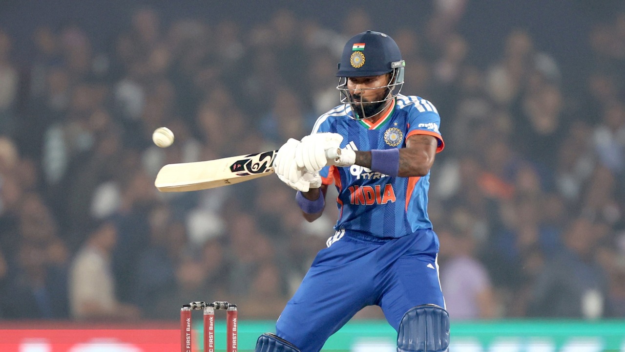 India beats South Africa in Cuttack ODI with record-breaking performance