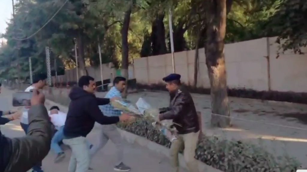 In Gwalior, the police detained those who were burning the effigy.