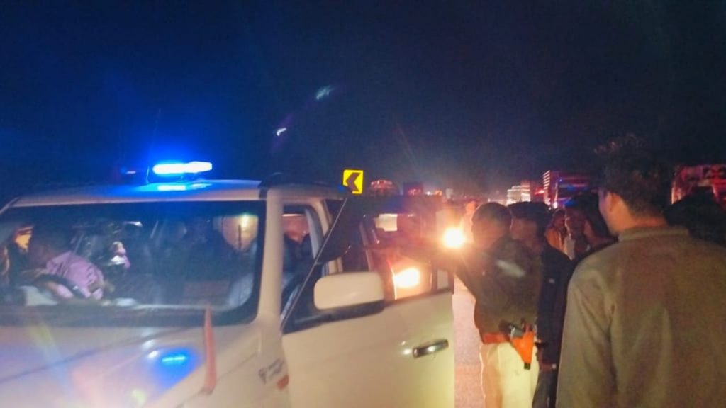 4 people died in a road accident in Sagar.