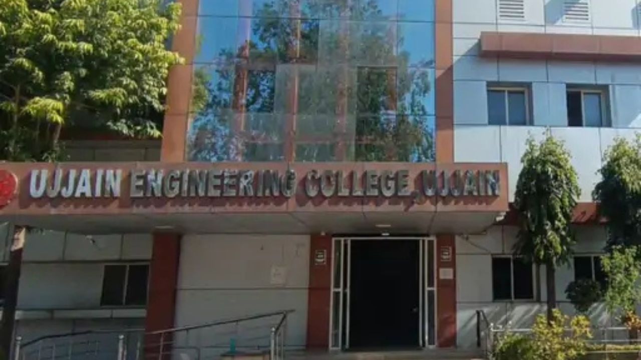 Ujjain Municipal Corporation seals store room of Engineering College for non-payment of taxes