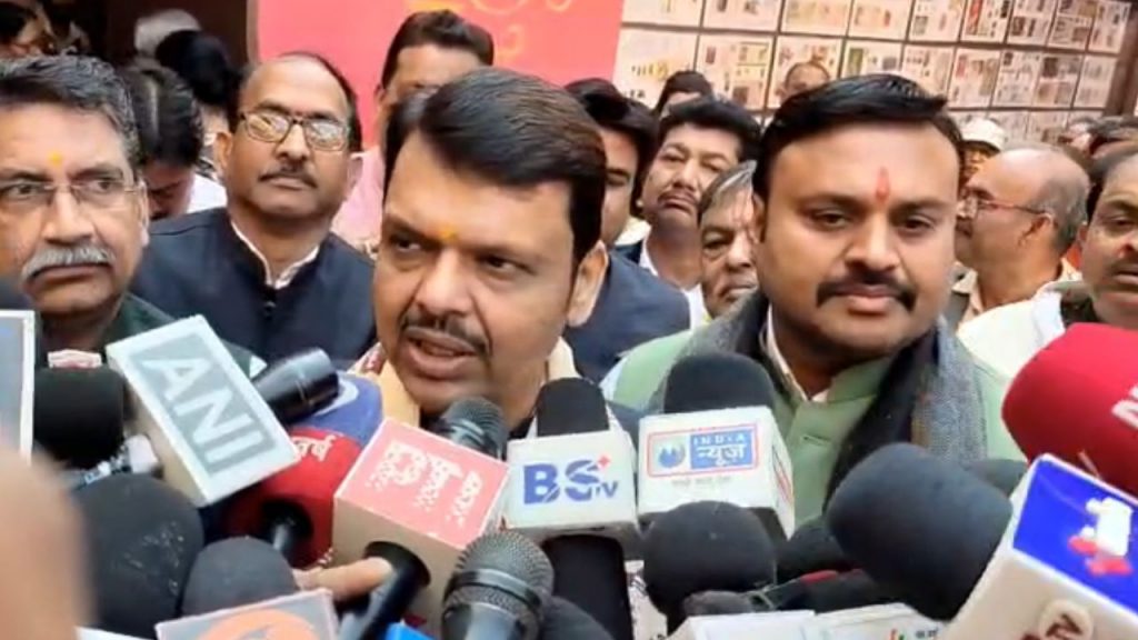 Maharashtra Chief Minister Devendra Fadnavis attended the program in Jabalpur.