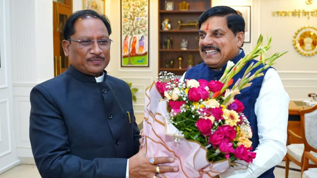 MP CM Dr Mohan Yadav and CG CM Vishnudev Sai met in Bhopal.