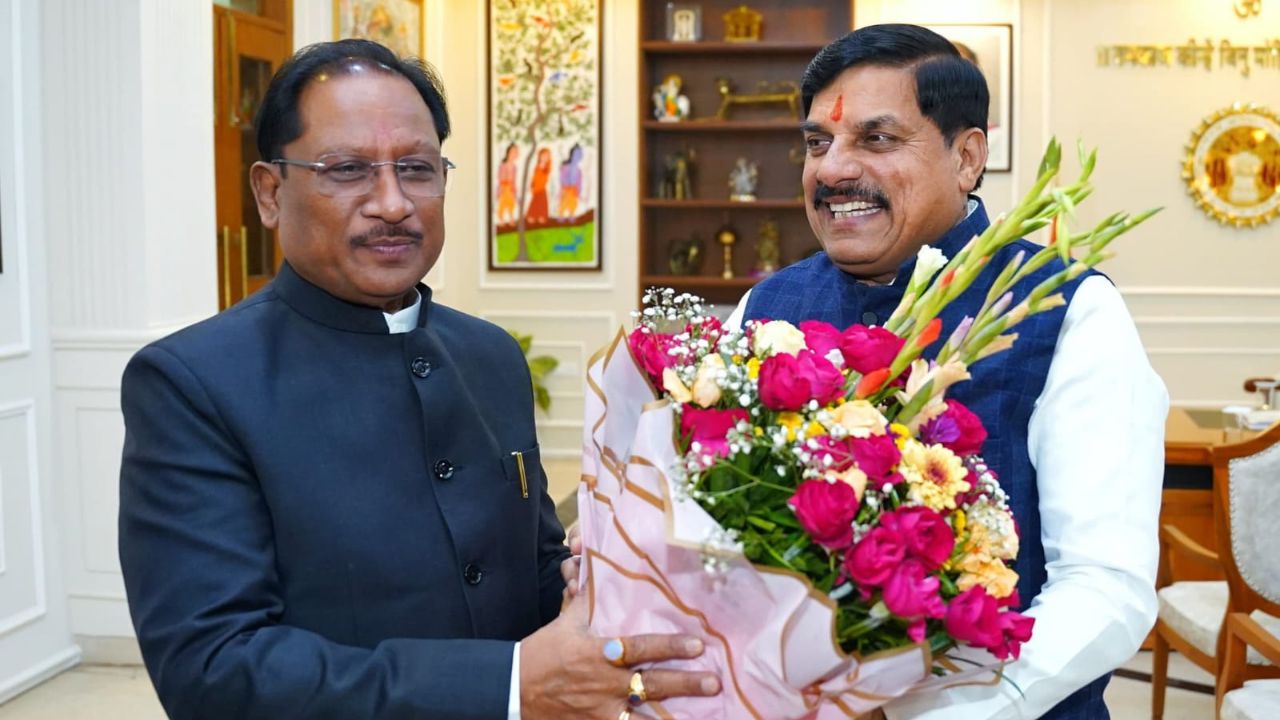 MP CM Dr Mohan Yadav and CG CM Vishnudev Sai met in Bhopal.