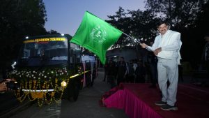 Tourist safari to be comfortable in Panna National Park, CM Mohan Yadav flagged off 10 canter buses