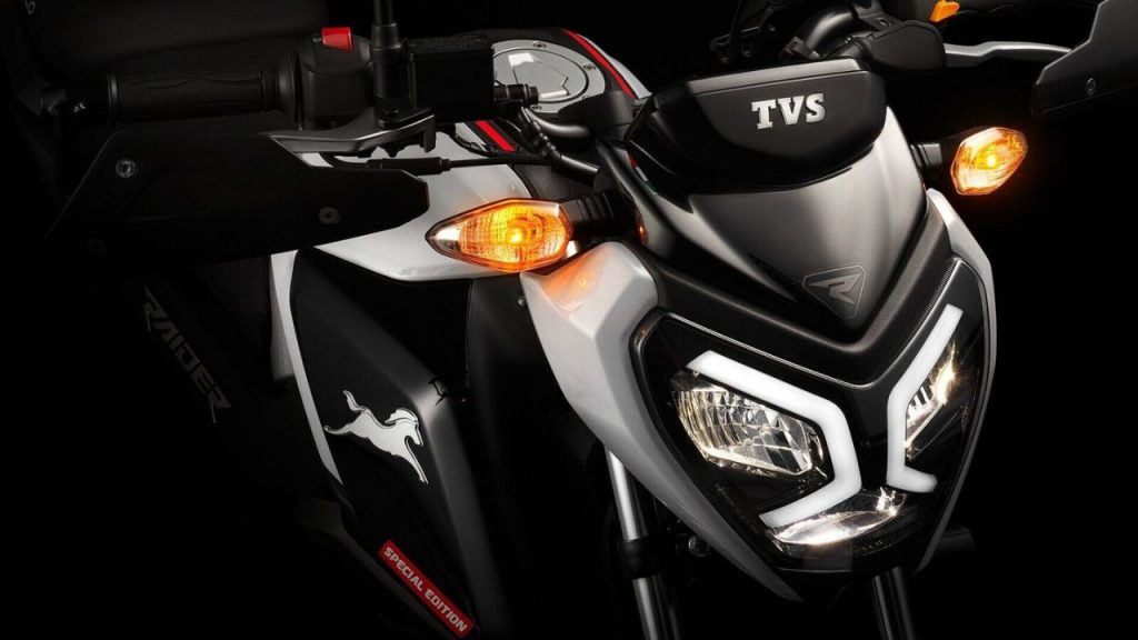 TVS Raider