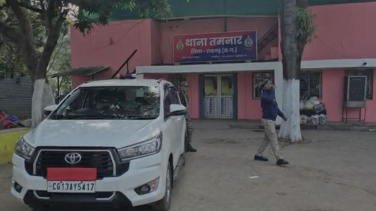 Raigarh coal mine protest: IG and Commissioner will hold discussions with the protesters.