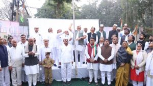 Digvijay Singh did not go up on the Congress stage.