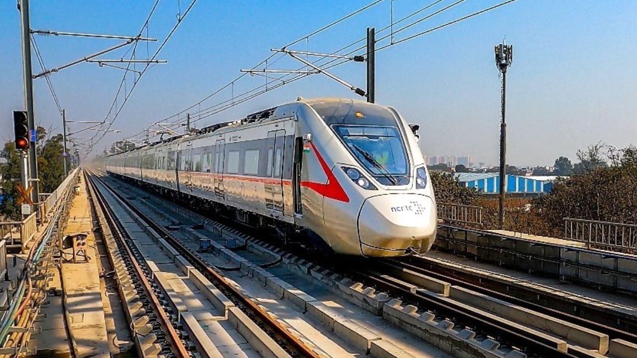 Namo Bharat train