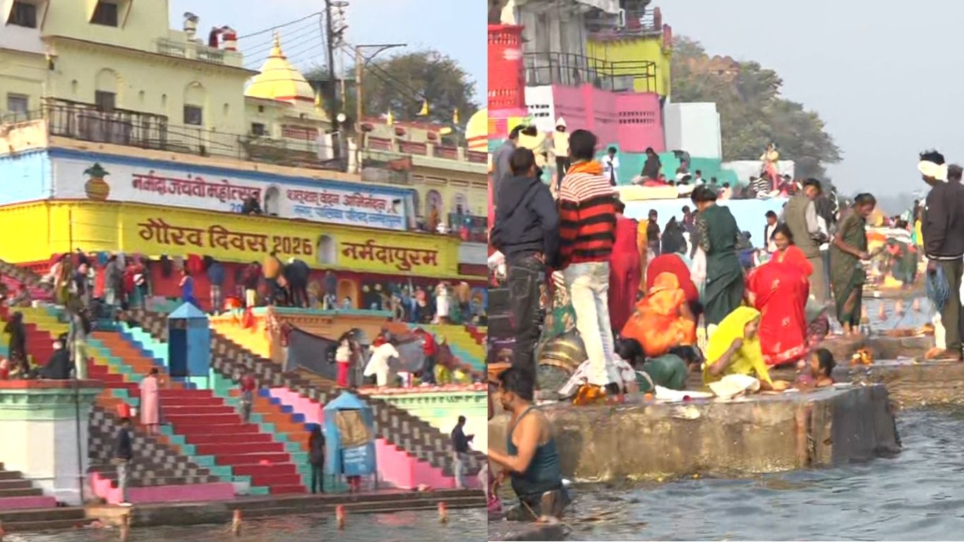 People took a dip of faith in the Narmada River