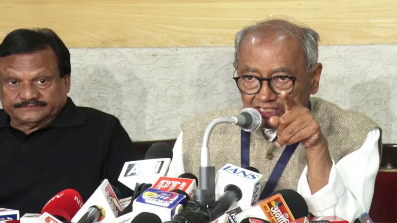 Congress leader Digvijay Singh