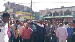 Angry people protested on the streets after the suicide of a student in Jabalpur.