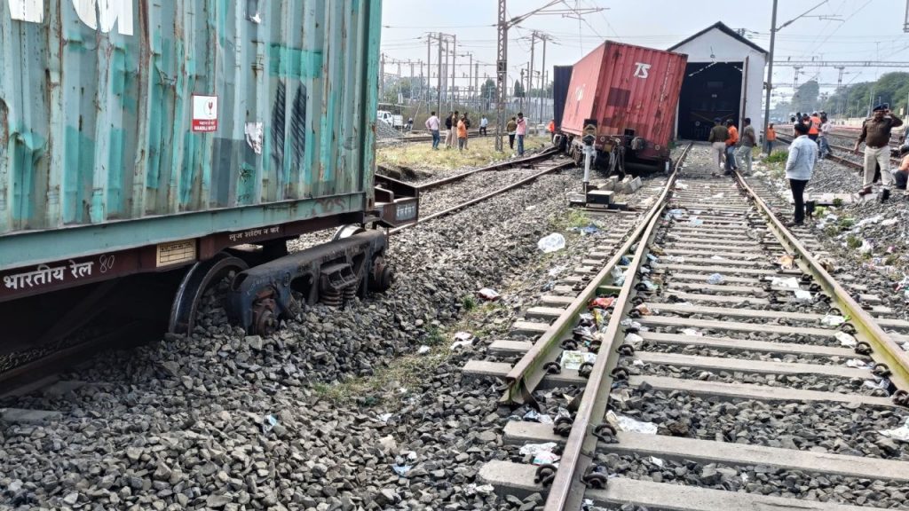 Goods train derailed at Maksi railway station in Shajapur