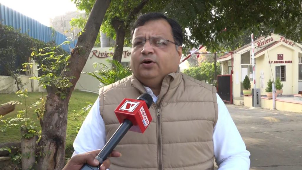 The round of political rhetoric continues after the death due to drinking dirty water in Indore.