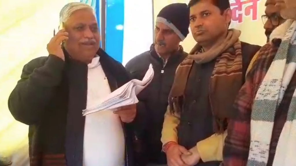 BJP MP Shivmangal Singh Tomar called the Tehsildar stubborn.